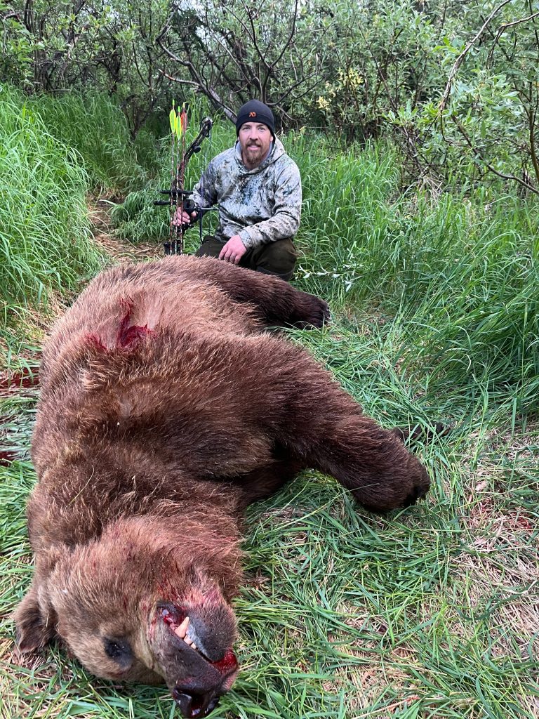 Baited Bear Hunt - Alaska. Black River Hunting